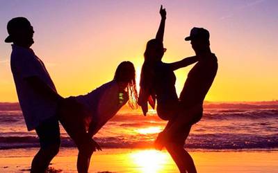 Звезды в соцсетях: любовь, коктейли, вышиванка