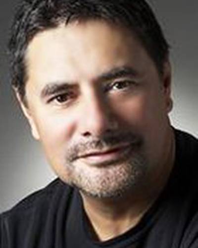 Лани Джон Тупу фото