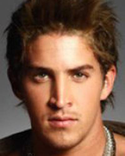 Джонатан Ислас фото