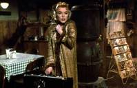 Кадр Автобусная остановка