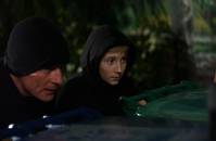 Кадр Малкольм в центре внимания