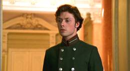 Кадр из фильма "Азазель" - 1