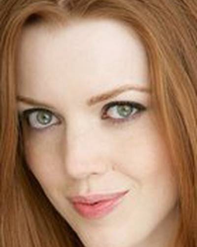 Дезри Холл фото