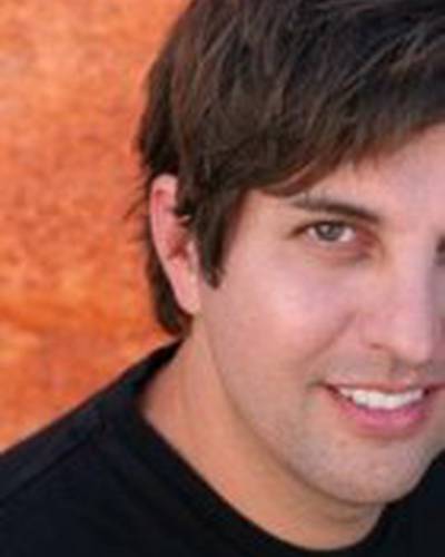 Райан Пол Джеймс фото