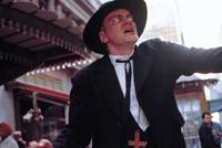 Кадр Никки, дьявол – младший