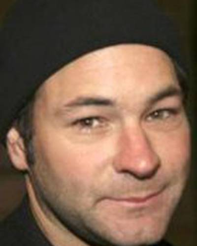 Кристофер Джеймс фото