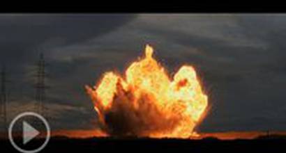 Red-band трейлер