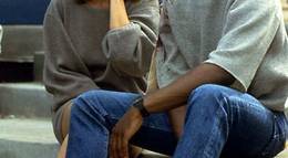 Кадр из фильма "Полицейский из Беверли-Хиллз" - 1