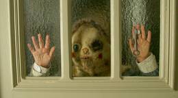 Кадр из фильма "Приют" - 2