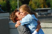 Кадр Поцелуй сквозь стену