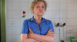 Кадр из фильма "Рози" - 1