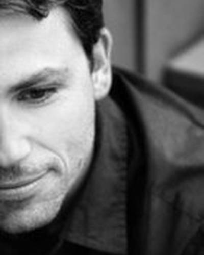 Джои Ньюман фото