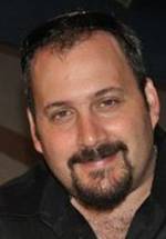 Аарон Л. Гилберт фото