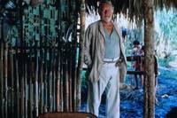 Кадр Пригоршня праха