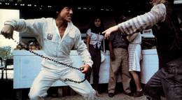 Кадр из фильма "Гонки «Пушечное ядро»" - 1