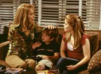 Кадр Дом вверх дном