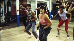 Кадр из фильма "Брейк-данс 2: Электрическое Бугало" - 1