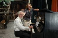 Кадр Париж! Париж!