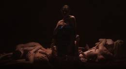 Кадр из фильма "Исчезающие волны" - 2