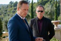 Кадр Пересекая черту