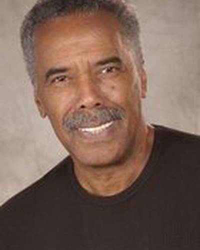 Роберт Хукс фото