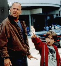 Кадр Меркурий в опасности