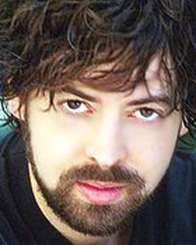 Джошуа Джон Миллер фото