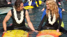 Кадр из фильма "Покорители волн" - 2