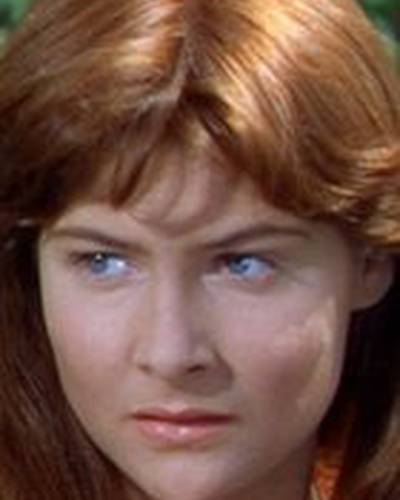 Эдриенн Корри фото