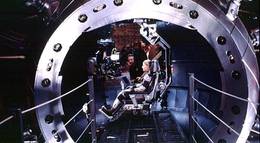 Кадр из фильма "Контакт" - 1