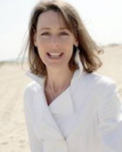 Джульетт Хоуланд фото