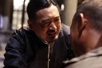 Кадр Пусть летят пули