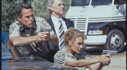 Кадр из фильма "Дорожная полиция `99" - 1