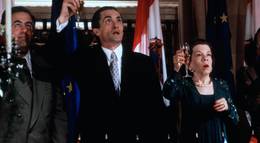 Кадр из фильма "Если бы взгляды могли убивать" - 2