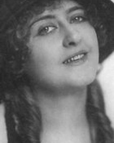 Alice Hechy фото