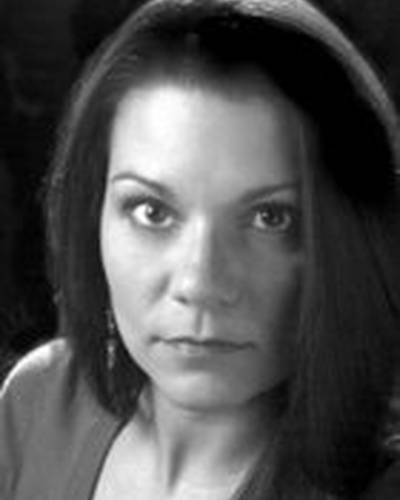 Джина Эрнандез фото