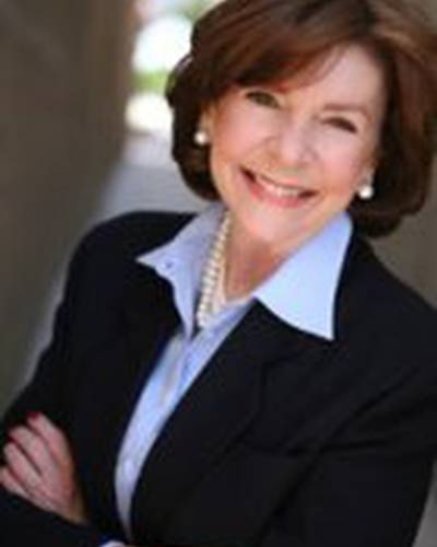 Сандра Доберт фото