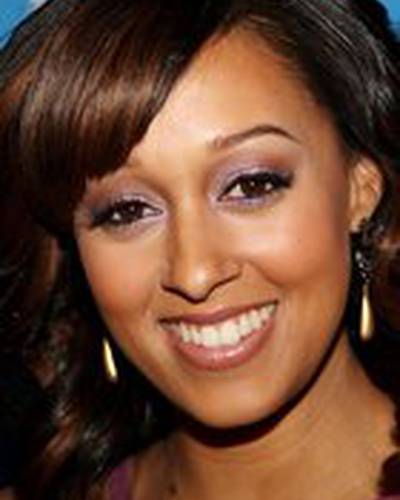 Тиа Моури фото