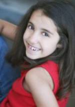 Maya Farshoukh фото