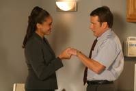 Кадр Малкольм в центре внимания