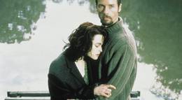 Кадр из фильма "Пока не разбудят нас голоса живых" - 2