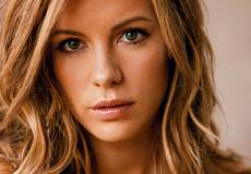 Майкл Уинтерботтом и Кейт Бекинсейл расследуют убийство