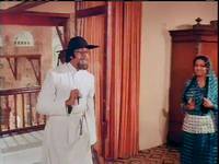 Кадр Амар,  Акбар, Антони