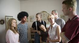 Кадр из фильма "Лерой" - 2