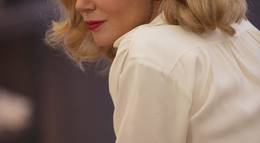 Кадр из фильма "Хемингуэй и Геллхорн" - 1