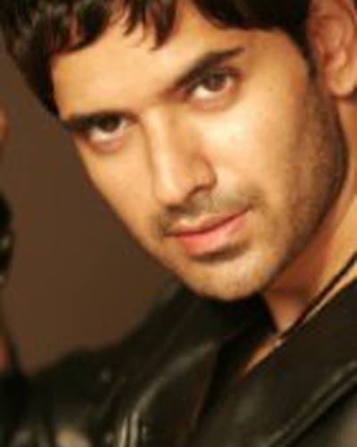 Анудж Савней фото