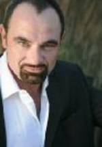 Дэнни Джил фото