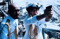 Кадр Безумная миссия 3: Наш человек с Бонд-стрит