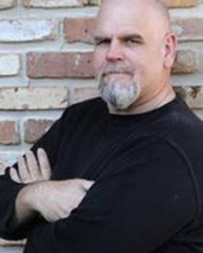 Чак Буш фото