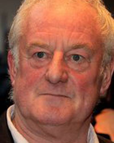 Бернард Хилл фото